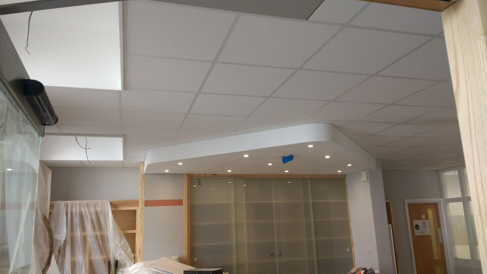 Shaped Feature Ceilings Or Curved Plasterboard Bulkheads Bolts